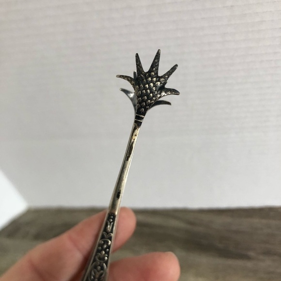 Antique Silverplate Talon Sugar Cube Tongs - Picture 14 of 15